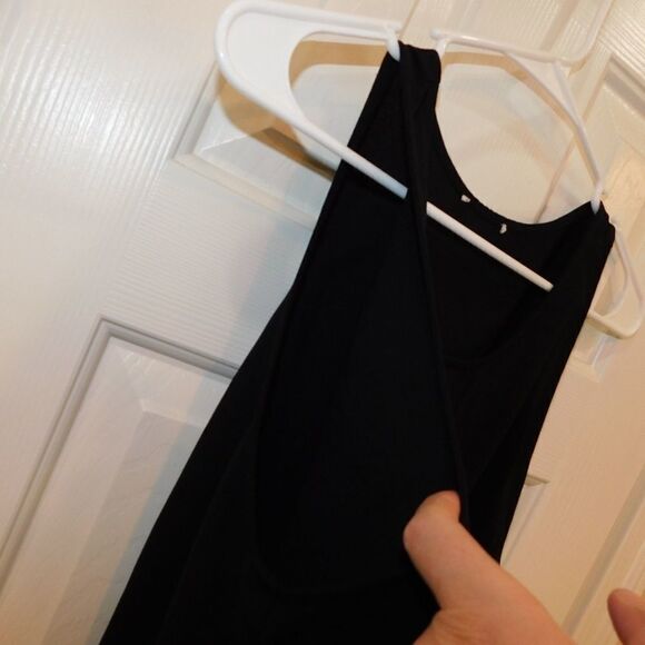 Leith Boxy Crepe Tank (C2) - Picture 6 of 6